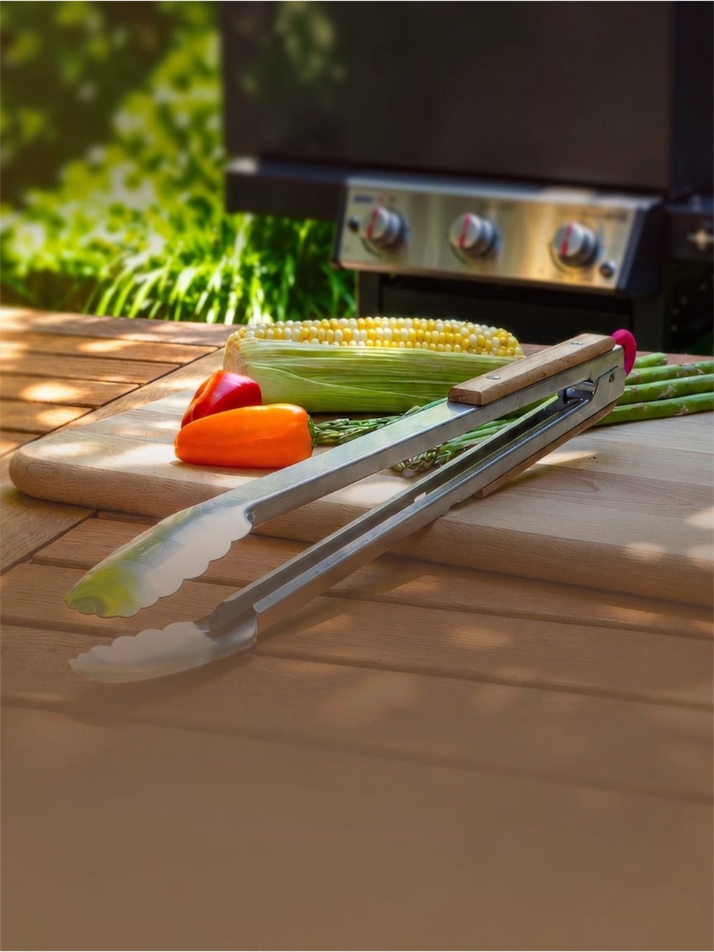 T-Mobile 4 Pc Game Day Set Football Tray Tumblers Serving Tongs - Picture 8 of 8